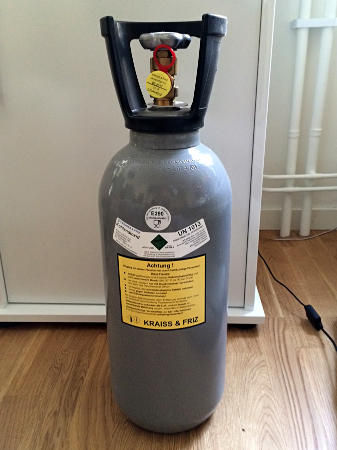 CO2_010_CO2-6kg-Bottle.jpg